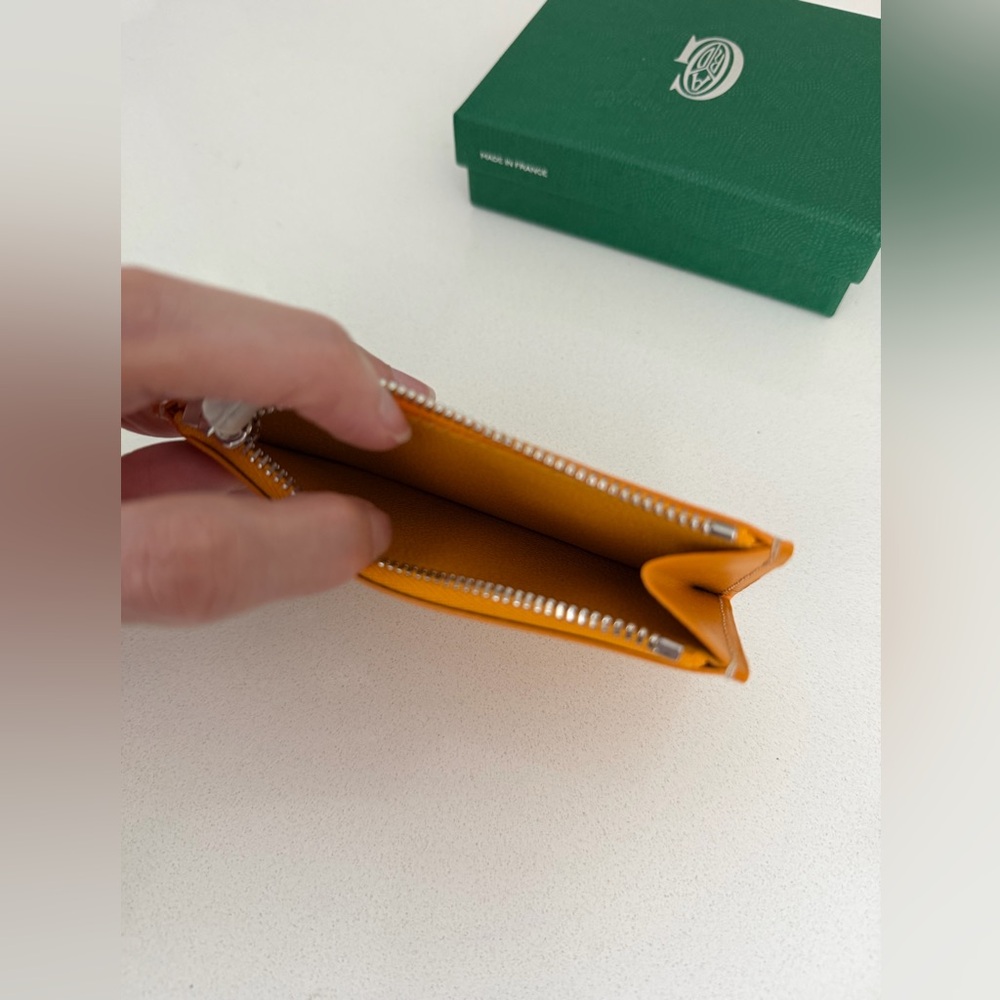 Goyard Bourbon Zip Card Holder in Yellow, brand new in box - Picture 6 of 11